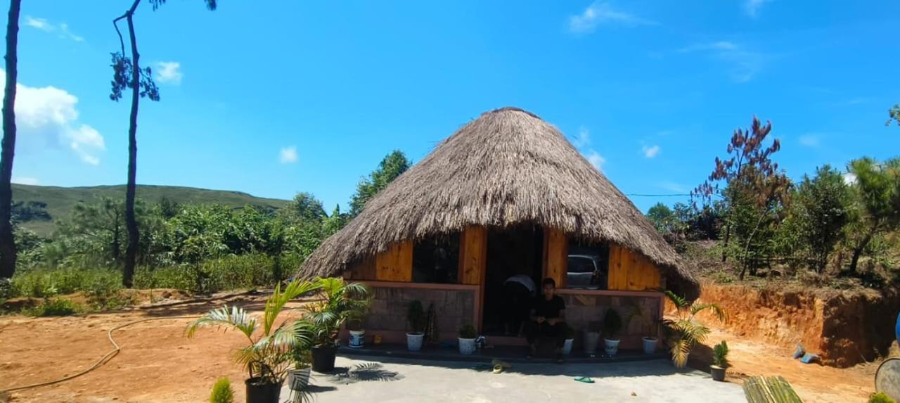Meikha Homestay Pynursla Buitenkant foto